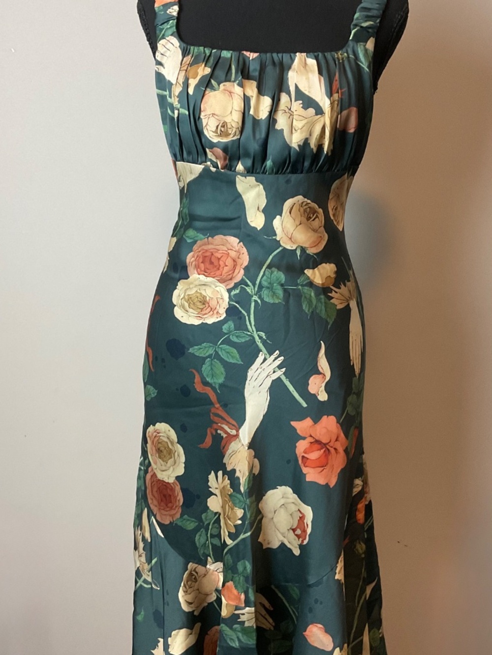 Elizabeth Retro Printed Midi Dress from the vintage-inspired brand Simple Retro. - Picture 6 of 7